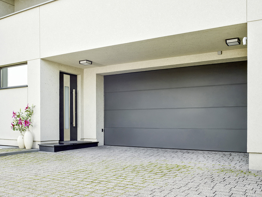 Prime-Tore können in sehr vielen Farben geliefert werden, wenn der Kunde es wünscht auch passend zu den Haustüren.