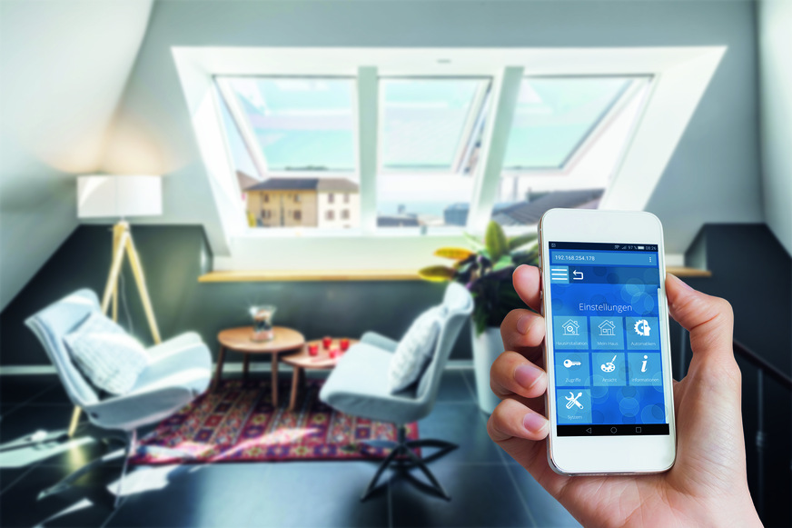 Das Klapp-Schwingfenster „﻿Designo i8 Comfort“ ist Smarthome-Ready.