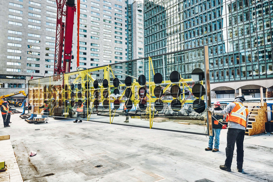 Die Montage auf der Baustelle war alleine aufgrund der 15 m langen Isoliergläser eine Herausforderung.