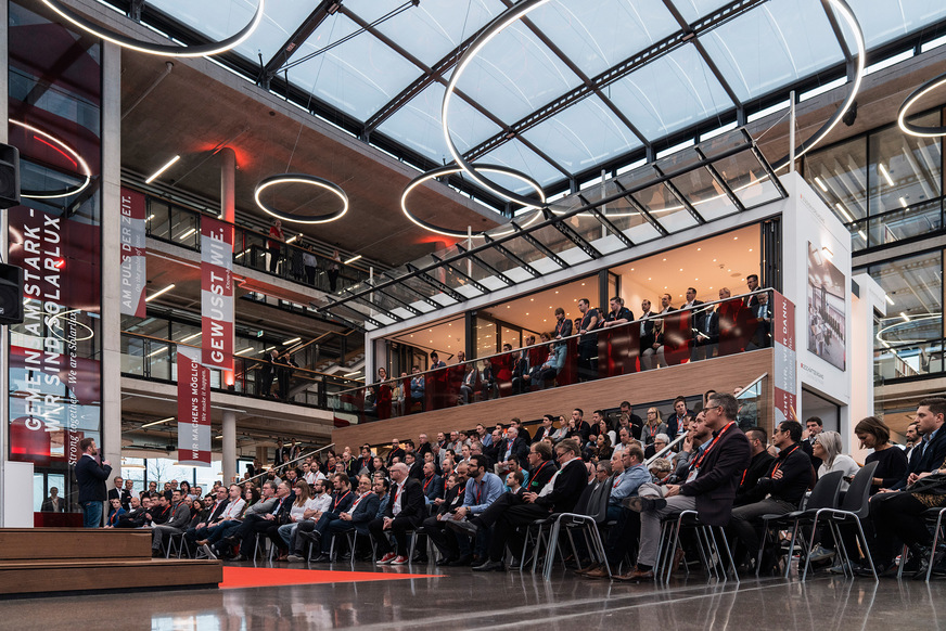 Über 250 Fachhändler aus insgesamt 15 Ländern kamen zur Quality Partner Konferenz auf dem Solarlux Campus zusammen.