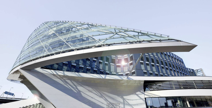 Das ÖAMTC-Mobilitätszentrum in Wien Erdberg wurde vom Wiener Architekturbüro Pichler & Traupmann entworfen.