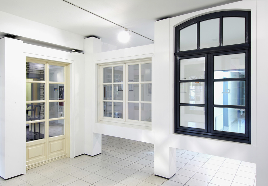 Wie wichtig ist der Beratungsaspekt „Farbe“ in der Fensterberatung? Die Antworten gibt es hier im Interview.