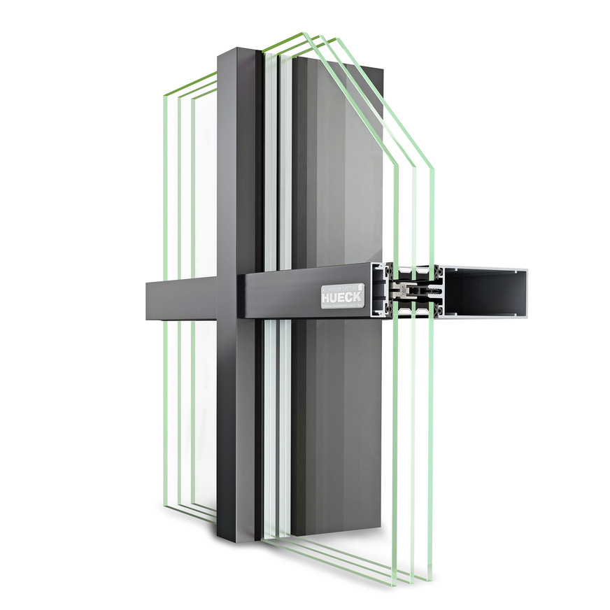 Die schlanke Trigon FS Fassade gibt es in den Ansichtsbreiten 40, 50 und 60 mm. Dabei lassen sich unterschiedliche Breiten miteinander kombinieren.