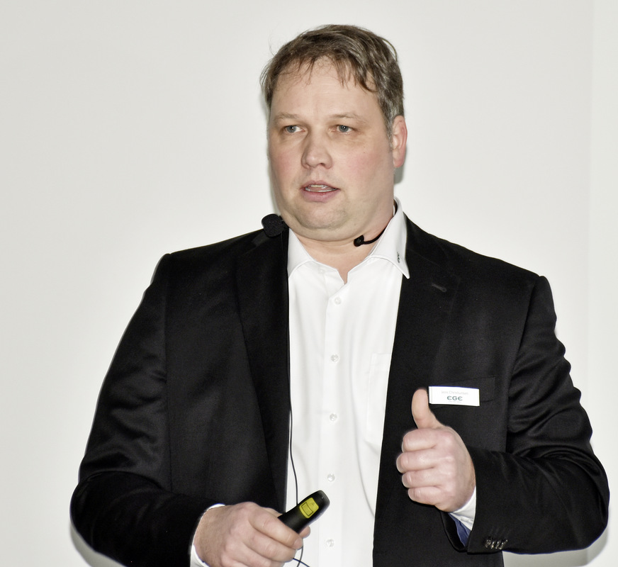 Jens Christiansen, Leiter IT bei EGE, präsentiert die PrefWeb Fachhändlersoftware „reloaded“.