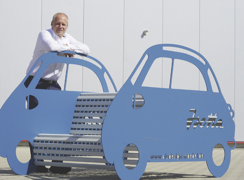 Gartenmöbel aus Aluminium – hier die Isetta.