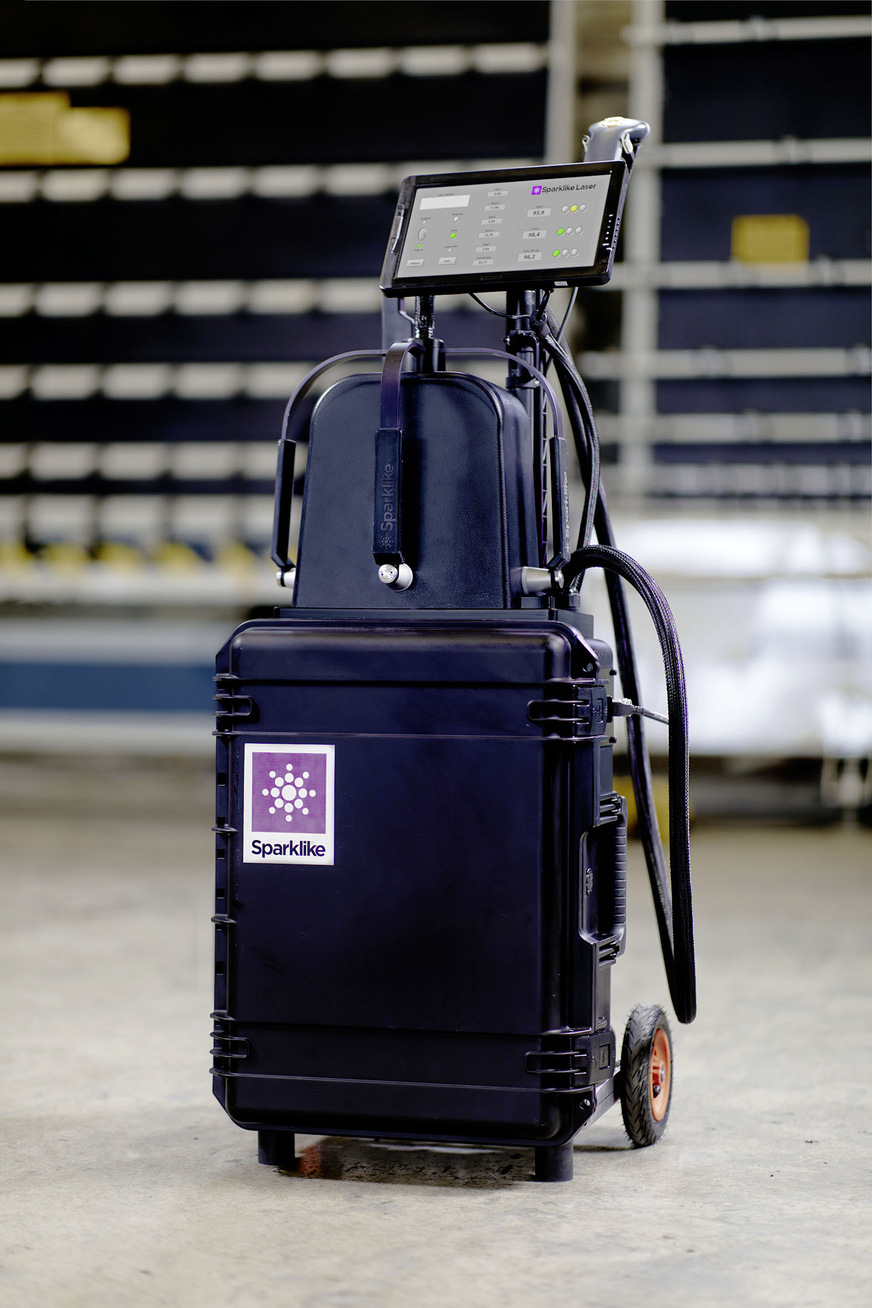 Mit integrierten Akkus ist die neue Version des Sparklike Messegräts wesentlich flexibler und kann leicht auch auf der Baustelle eingesetzt werden.