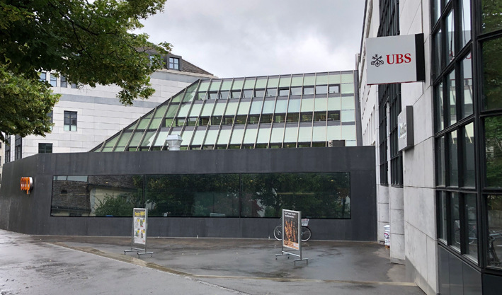 Vor kurzem wurde das Glasdach der Baloise Bank SoBa AG in Solothurn (CH) mit elektrochromen SageGlass ausgestattet.