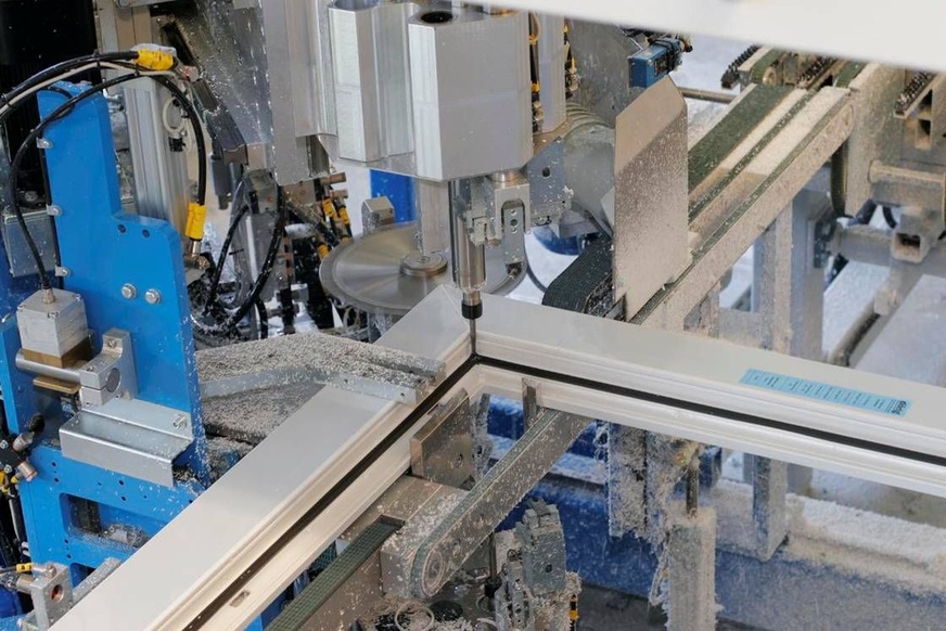 smartwindows verfügt über einen modernen Maschinenpark zur Produktion von Kunststofffenster.