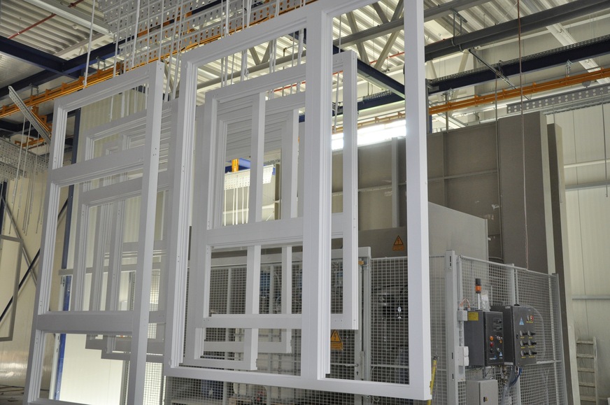 smartwindows verfügt über einen modernen Maschinenpark zur Holzfensterproduktion.
