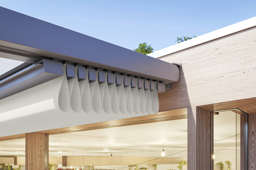Das Markisentuch besteht aus UV-beständigem, wasserdichtem und schwerentflammbarem Planenstoff oder markilux perla FR.