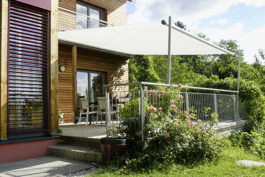 Neben der standardisierten Säule bei der ­Shade&nbsp;­Variante „Inox“ ist auch eine gekröpfte ­sowie ­eine Höhenverstellbare Säule gegen Aufpreis ­verfügbar.