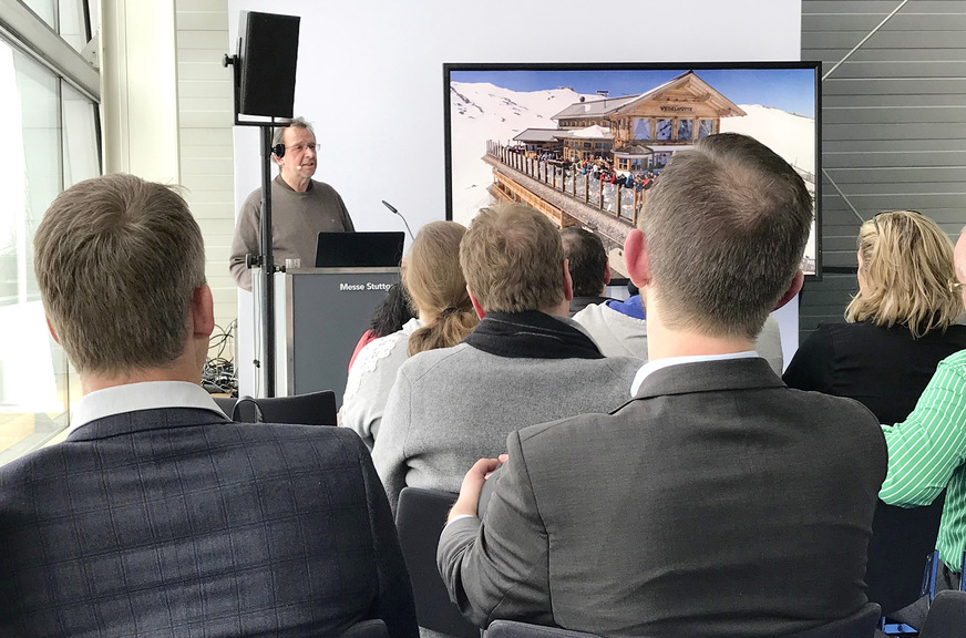 As early as 2020, there was a series of presentations at the R+T on the subject of sun and weather protection for the catering industry.