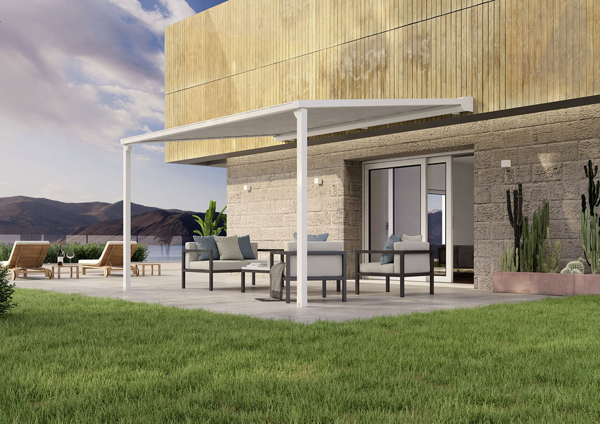 Die Pergola wurde gedacht, um sich an bestehenden Strukturen dank ihrer perfekt verarbeiteten Wandhalterung ästhetisch optimal anzupassen.