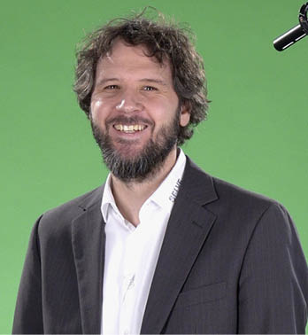 Nah dran und live dabei: Das gesamte Messeteam – wie hier Marketingleiter Alexander Vogt in einem Videodreh.