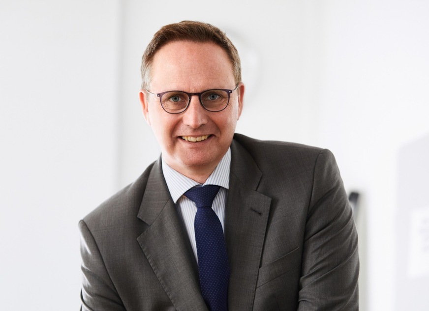 Dr. Stephan Kranz ist Vorsitzender der Geschäftsführung der Saint-Gobain Glass Deutschland GmbH sowie Geschäftsführer der Saint-Gobain Deutsche Glas GmbH.