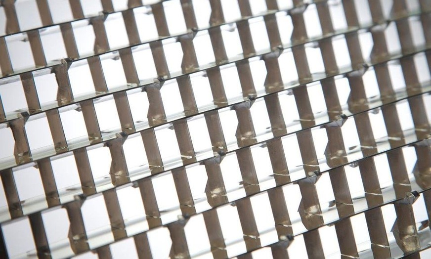 Okasolar 3D verhindert zu jeder Tages- und Jahreszeit das Eindringen von direktem Sonnenlicht.