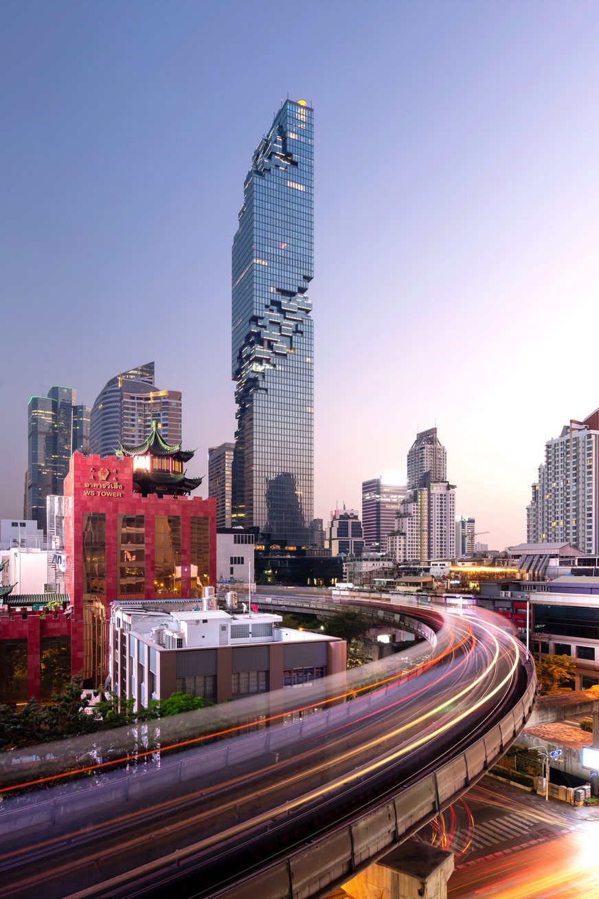 Das 314 m hohe King Power MahaNakhon ist Thailands höchstes Gebäude und prägt die Skyline von Bangkok.