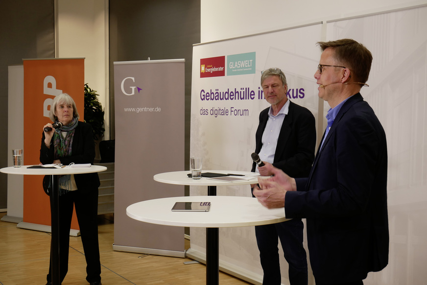 Führte durch den Tag: Moderator Martin Prösler (m.)