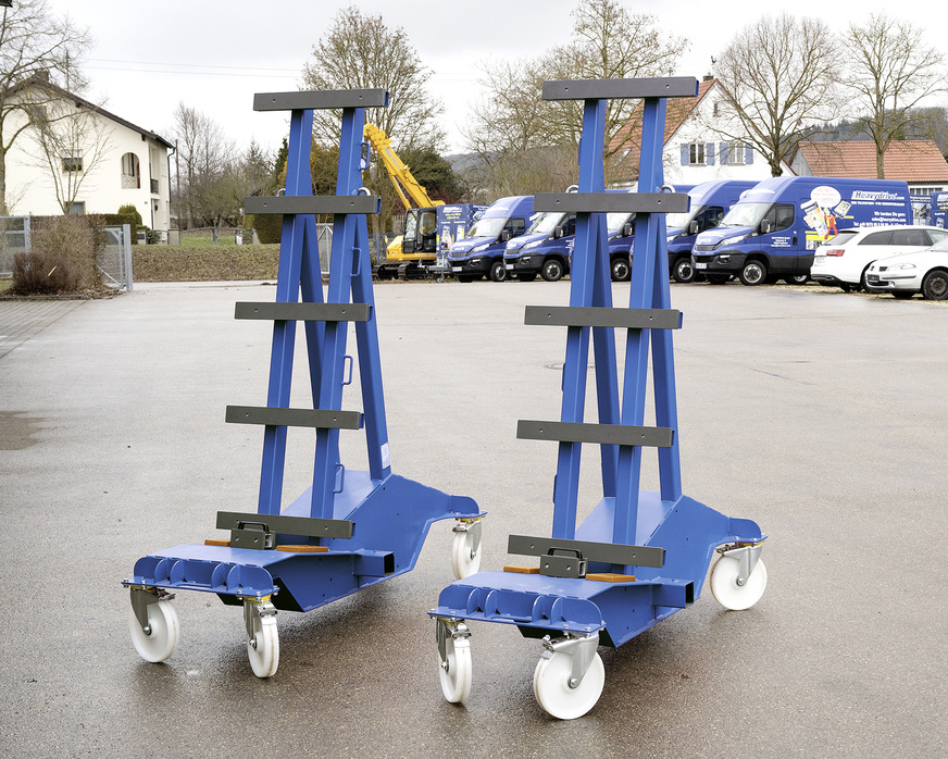 Der Glas-Transportwagen HDL 3000 wiegt selbst nur 280kg, lässt sich leicht aufbauen und auch im Transporter mitnehmen.