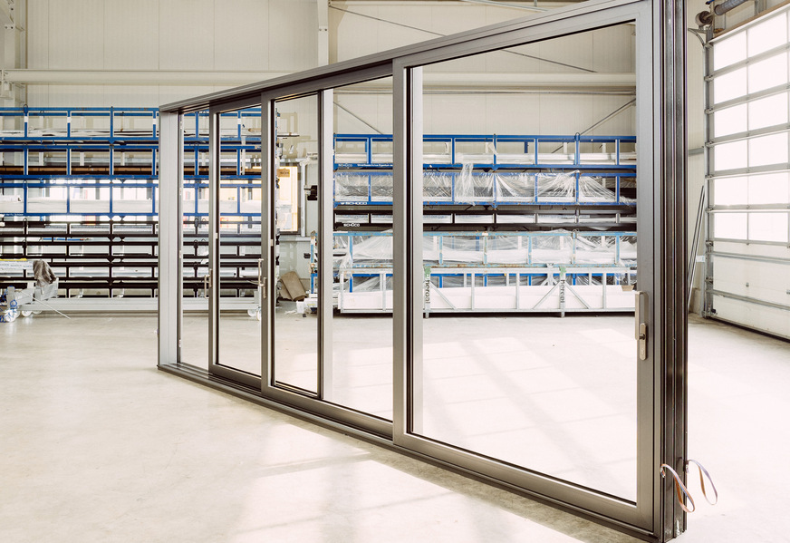 Aluminium Hebe-Schiebe-Türen erweitern das Produktsortiment des Sonderfenster-Spezialisten