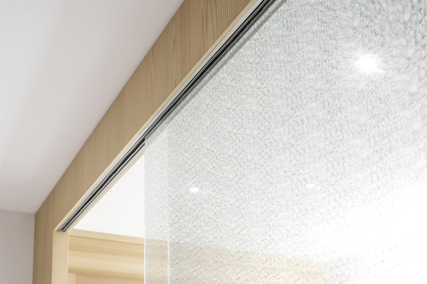 Die Laufschiene&nbsp;hat eine Profilhöhe von nur 40 mm.