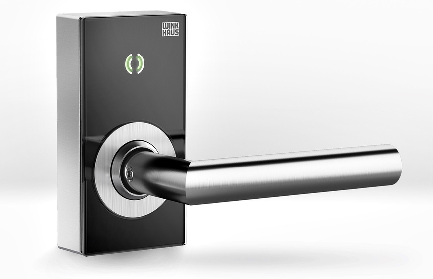 Hochglanzfronten in schwarz und weiß unterstreichen den edlen Look der neuen Metallgehäuse des intelligenten Türbeschlags ETB-IM.