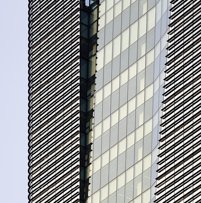 Rund 25 000 m2 Isolierglas des ISO-Herstellers LG Hausys sind in der Fassade des Parnas Towers verbaut.