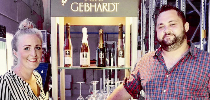 Die Inhaber des Weingutes in Eltville am Rhein, Claire Hirt-Gebhardt und ­Christian Gebhardt