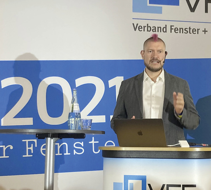 Internet-Speaker Sascha Lobo beim VFF-Jahreskongress