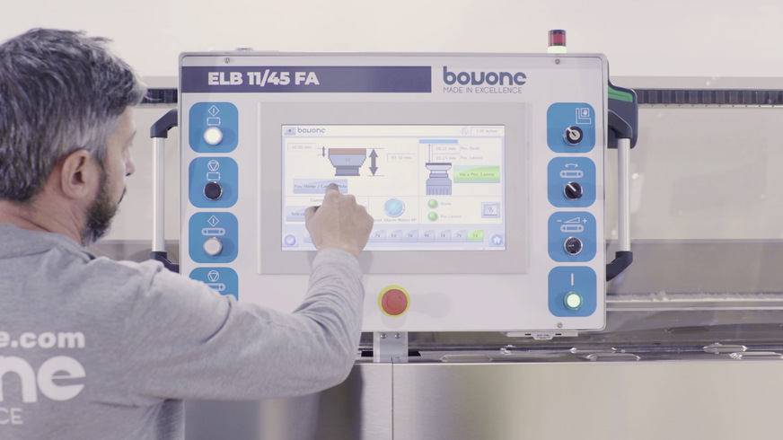 Die zugehörige Software ist bereits mit Rezepten ausgestattet, die vom Bediener auf einfach und intuitiv abgerufen werden können, um die Produktionsparameter konstant zu halten.