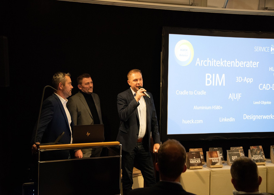 Das Hueck-Team stellt sich bei der herbstwerkcshau21 vor