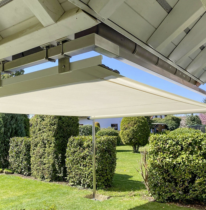 Der Edelstahlrahmen des Shade Cube erlaubt auch die Möglichkeit einer Punktbefestigung am Gebäude.