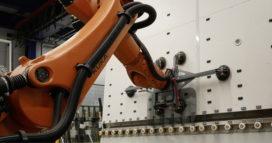 Die Gesamtlösung mit Roboterbeladung, die systron speziell für Flachglas Wernberg entwickelt hat, war einer der Hauptgründe für die Investition in die Anlage.