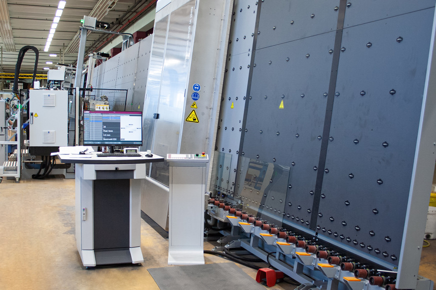 Mit der neuen Lisec-Isolierglas-Linie verfügt der Bauelemente-Hersteller zudem über &nbsp;ausreichende Kapazitäten, um den Eigenbedarf an Isolierglas decken zu können.