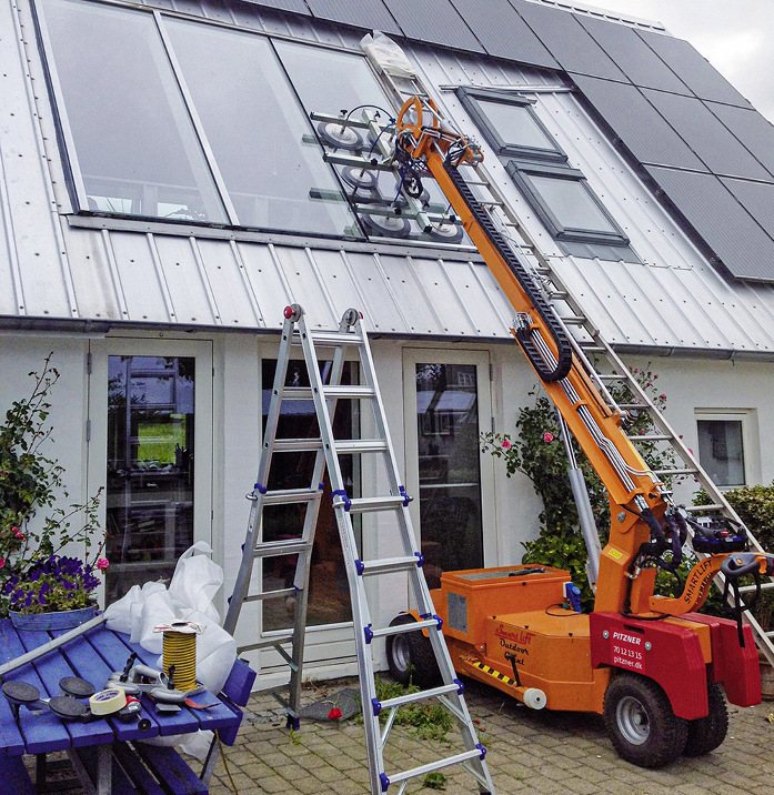 … dem Einbau von Schrägverglasungen und …