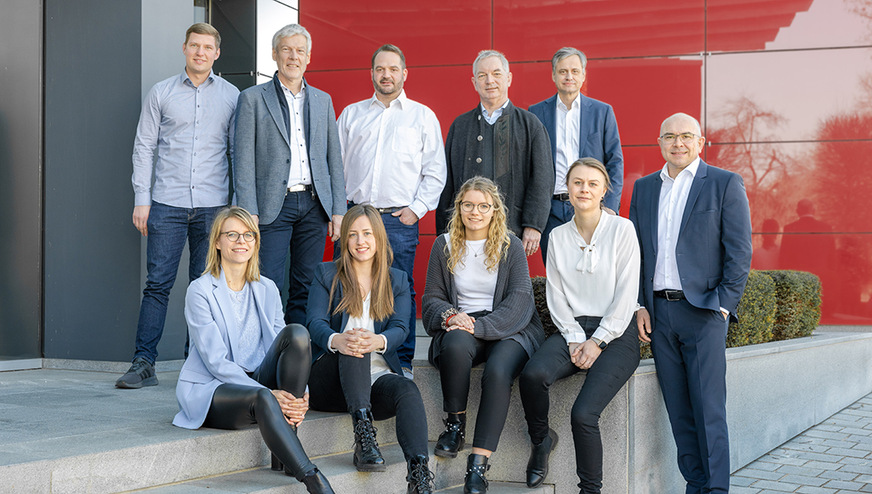 Das Team der neuen Grenzebach Envelon GmbH fokkusiert seine Arbeit auf Solar-Fassaden.