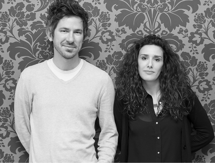 Die Architekten Stefano Piraccini und Margherita Potente führen gemeinsam ein Architekturbüro in Italien. Ihr Schwerpunkt liegt auf der Konzeption nachhaltiger Gebäude, in die sie stets auch innovative Technologien integrieren.