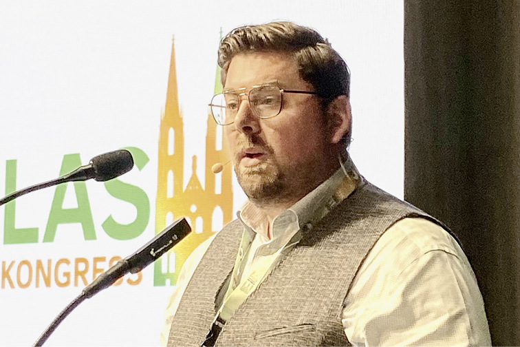 Thomas L. Pinnekamp vom Nachwuchsführungskreis des BF