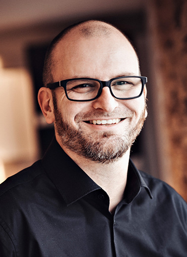 Sven Gallmann ist Sachverständiger für Fenster und ­Türen und lebt in der Grenzregion Deutschland/Schweiz.