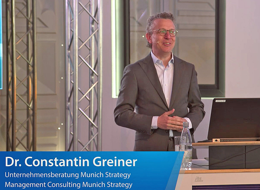 Dr. Constantin Greiner von der Munich Strategy stellt dar, was das neue „Normal“ sein wird, ohne nicht auch gleich auf das alte „Normal“ zurückzuschauen.