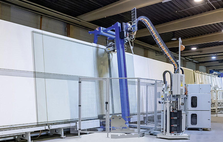 Isolierglas-Hersteller können mit intelligenter Automation auch große Stückzahlen effizient fertigen.