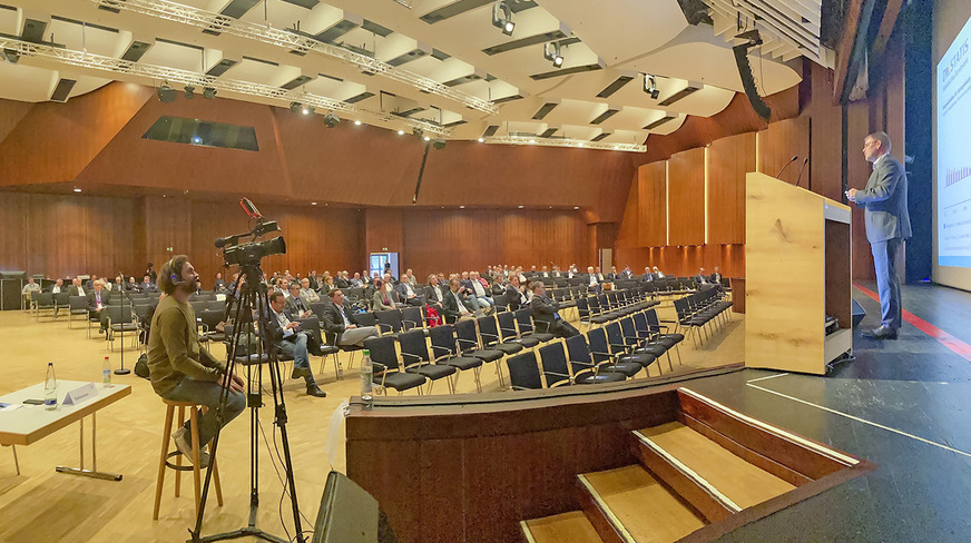 Ein Bild von den letzten Fenstertagen 2021: Jetzt gibt es keine Live-Übertragung ins Internet, es werden also wieder mehr Zuschauer in Rosenheim erwartet.