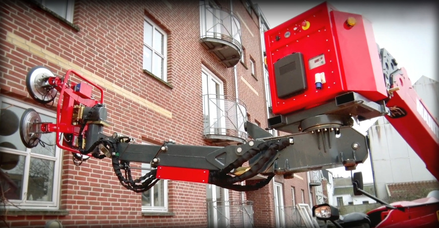 Der Teleskoparm des eT-Litocran700 kann zum Positionieren der Fensterscheibe um 400 mm ausgefahren werden.