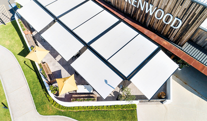 Die Emstettener statteten das Weingut „Brokenwood“ mit einer Markisenanlage aus, die insgesamt rund 180 m2 Außenfläche überdacht.