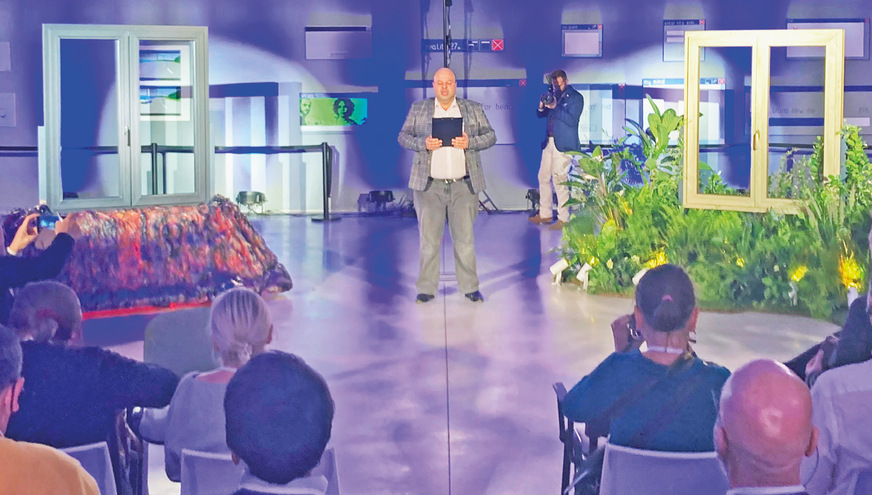Zwei neue Fenster standen in Krakau im Mittelpunkt der Inszenierung.