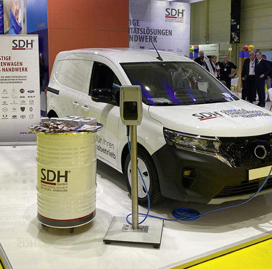 Am Stand von SDH, präsentieren auch die Partner Samsung und Reca Maxmobil, Spezialist für Fahrzeugeinrichtungen, ihre Neuheiten .