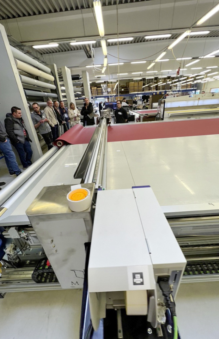 Hinter die Kulissen konnten die Besucher bei den Betriebsrundgängen von Shadesign und Folgner in der Produktion und Konfektion schauen.