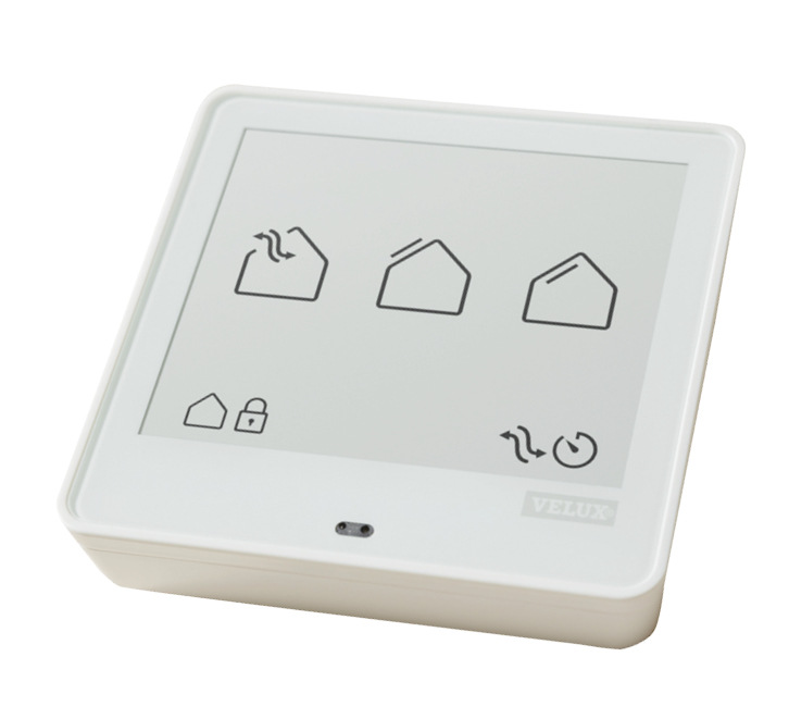 Velux Touch ist die neue Möglichkeit, automatische Velux Produkte zu bedienen. Die Touchscreen Steuerung erfolgt per Funk, ohne eine WLAN-Anbindung.
