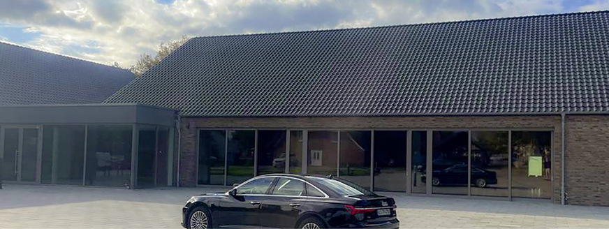 Bei diesem Gebäude in Stade wurden die ersten schaltbaren ChromoGenics Gläser in Deutschland verbaut. Das GGW Projekt wurde in Kooperation mit der Hero-Gruppe (Dersum) und Frerichs Glas (Verden) umgesetzt.