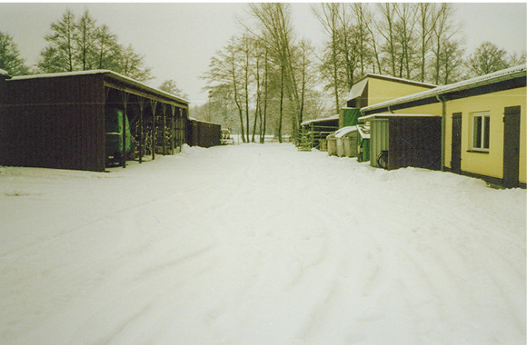 Das erste Werk wurde von Horst und Brigitte Growe im Jahr 1978 im niedersächsischen Barßel gegründet.